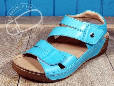 Luma  Teal Leather Sandal – Effortless Style