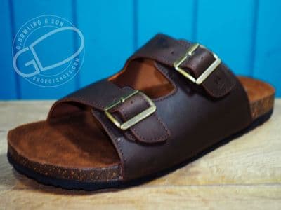 Nash Slider – On-Trend Comfort for Summer