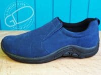 Skechers available to try and buy from our shop on the Hampshire Berkshire border near Newbury, Winchester Andover and Basingstoke.