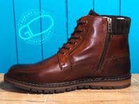 Cotswolds everyday waterproof leather laced boot.Cotswold are well known for their quality waterproof walking boots. Available from Whitchurch North Hampshire new Newbury Berkshire, Winchester Basingstoke and Andover