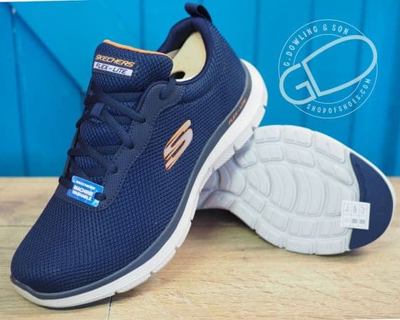 Skechers Expected Tomen in Navy available to try and buy from our shop on the Hampshire Berkshire border near Newbury, Winchester Andover and Basingstoke.