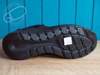 Skechers Expected Tomen in Navy available to try and buy from our shop on the Hampshire Berkshire border near Newbury, Winchester Andover and Basingstoke.