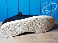 Skechers available to try and buy from our shop on the Hampshire Berkshire border near Newbury, Winchester Andover and Basingstoke.