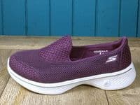 Skechers go walk available to try and buy from our shop on the Hampshire Berkshire border near Newbury, Winchester Andover and Basingstoke.