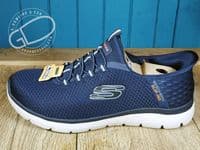 Skechers Expected Tomen in Navy available to try and buy from our shop on the Hampshire Berkshire border near Newbury, Winchester Andover and Basingstoke.