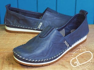 soft leather light slip on shoe