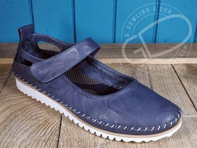soft Navy leather light touch bar shoe