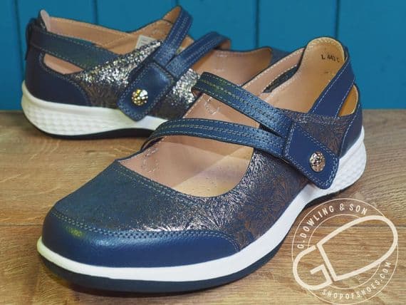 Great value comfortable stylish ladies sandals from CIPRIATA available to buy and collect from our Whitchurch Hampshire shop on the Hampshire Berkshire border on the A34 between Newbury and Winchester and Andover and Basingstoke.