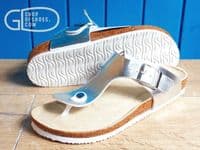 Great value comfortable stylish ladies toe post mule sandals from country jack available to buy and collect from our Whitchurch Hampshire shop on the Hampshire Berkshire border on the A34 between Newbury and Winchester and Andover and Basingstoke.