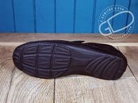 Waldläufer Henni Dever