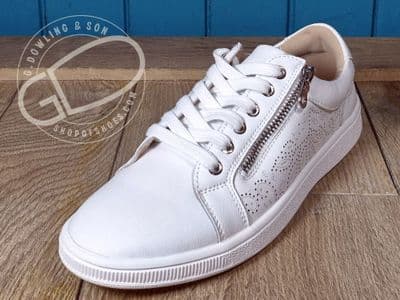 White Leather Leisure Shoe – Side Zip Comfort Lace-Up