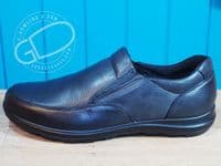 Lightweight modern take on a classic deep grip rubber sole country brogue shoe in lovely tan soft flexible leather Adaptive cushioned insole and flexible rubber sole for all available online or from our Whitchurch shop on the Hampshire Berkshire border.