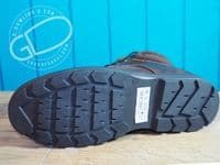 Cotswolds everyday waterproof leather laced boot.Cotswold are well known for their quality waterproof walking boots. Available from Whitchurch North Hampshire new Newbury Berkshire, Winchester Basingstoke and Andover