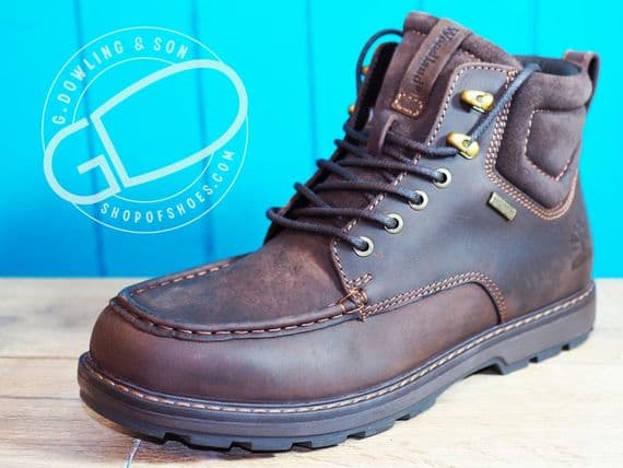 Cotswolds everyday waterproof leather laced boot.Cotswold are well known for their quality waterproof walking boots. Available from Whitchurch North Hampshire new Newbury Berkshire, Winchester Basingstoke and Andover