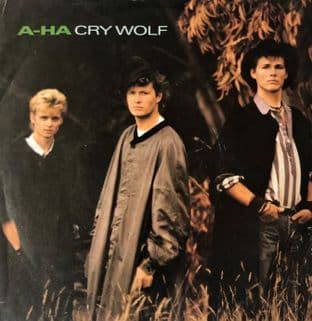 A-Ha - Cry Wolf (7") (VG-/VG-)