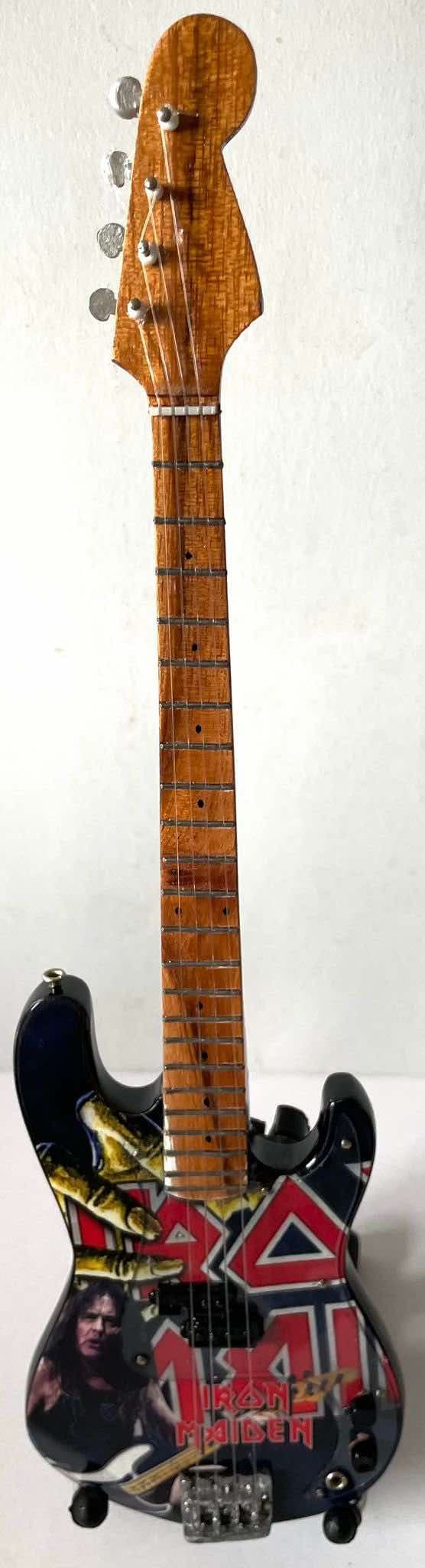 Iron Maiden - Dave Murray Miniature Wooden 1 4 Scale Guitar With