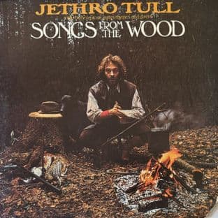 Jethro Tull - Songs From The Wood (LP) (VG+/VG-)