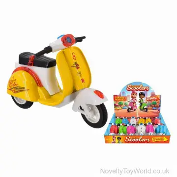 Die-Cast Pull Back Moped Scooter - 6 Assorted (11cm)