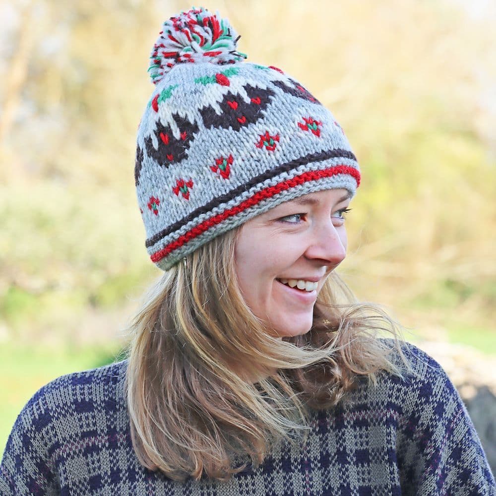 Christmas Pudding Hat in Grey/Multi