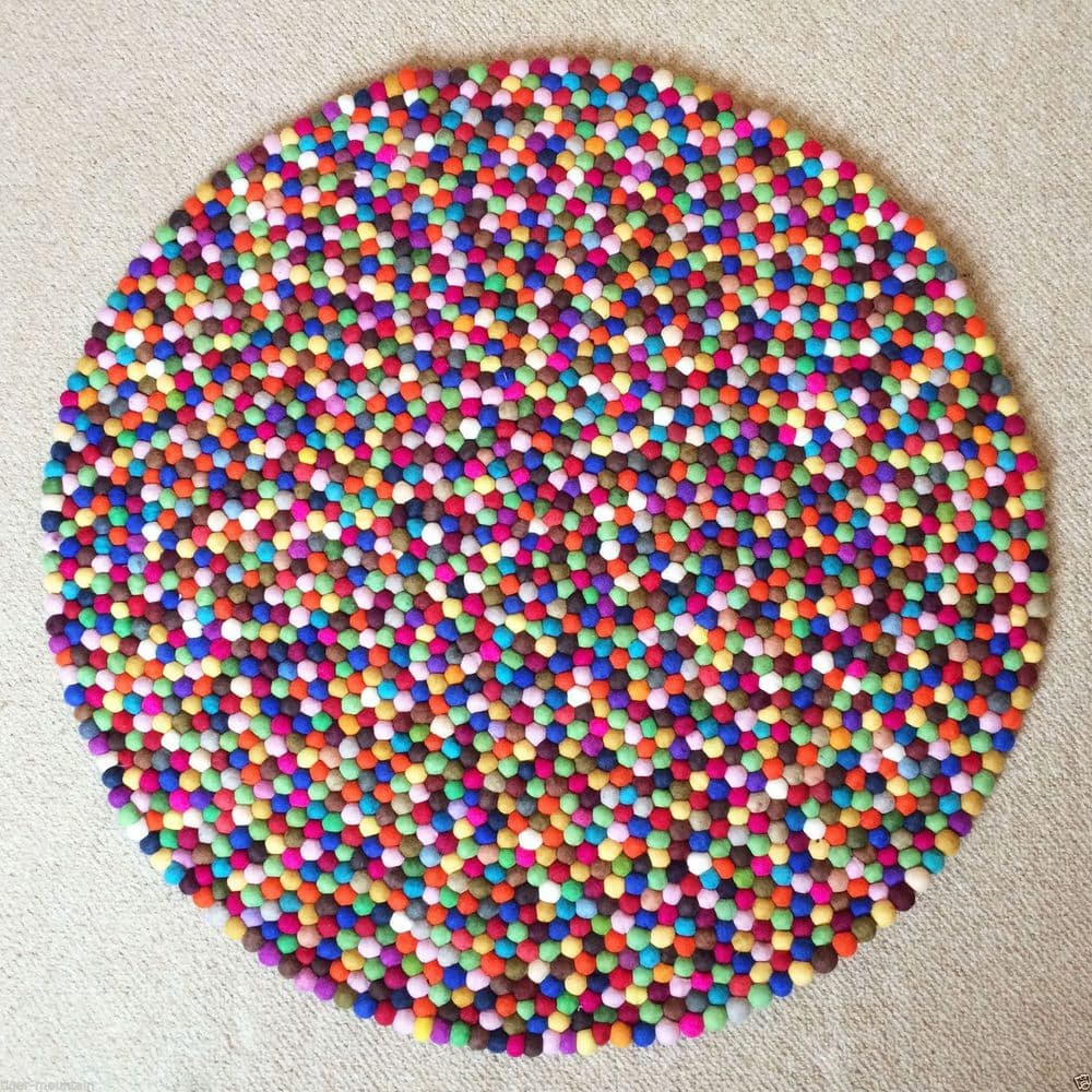 Felt ball rug 130cm diameter