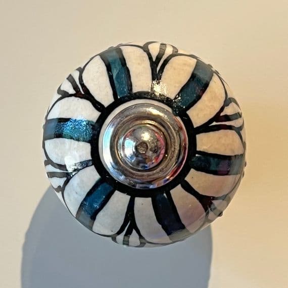 Floral Ceramic Knob in White & Blue