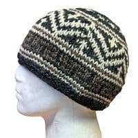 Corinthian Pattern Beanie in Black & White
