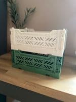 Almond Green - MINI CRATE (Aykasa)
