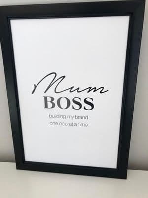 Mum boss (A4 monochrome)