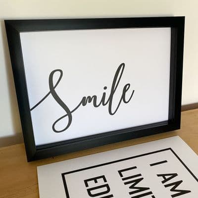 Smile (A4 landscape) TEXTURED CARD