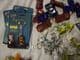 100 assorted keyrings