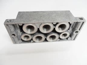 Norgren M/P19125 ISO 1 Sub Base Bottom Ported 1/4