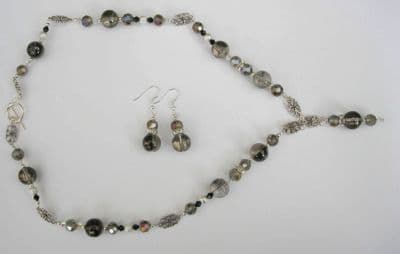 Black Elegant Sparkle Necklace