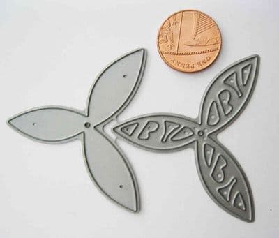 Britannia Dies - Small Filigree Lily