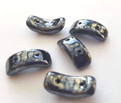 Czech Bow Beads Gunmetal (Jet Hematite) (5)