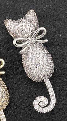 Equilibrium Sparkle Cat Brooch Silver