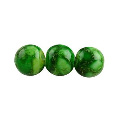 Green with Yellow Flecks 8mm Glass Beads (25)