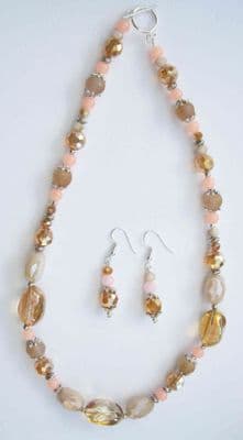 Peaches & Cream Sparkle Necklace & Earrings Kit