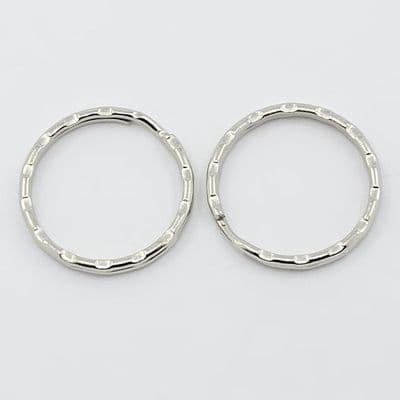 Silver Split Ring wavy 25mm (4)