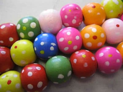 Wood Beads with dot patterns (14mm) - 10 beads - Mixed Colour