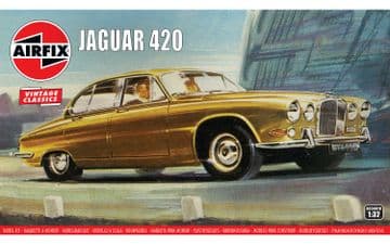 Airfix AX03401V Vintage Classics Jaguar 420