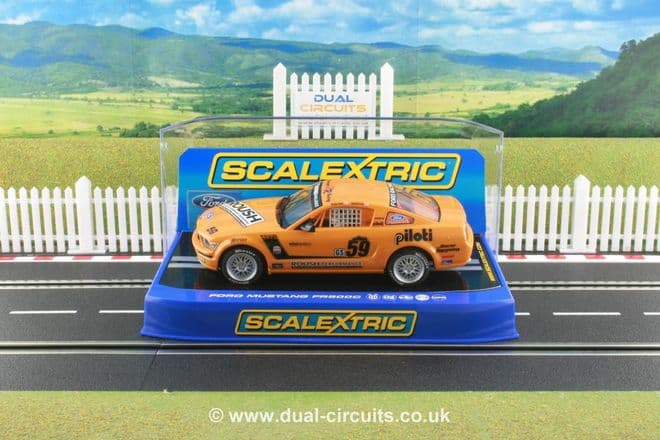 Scalextric C2888 Rehagen Racing Ford Mustang FR 500C
