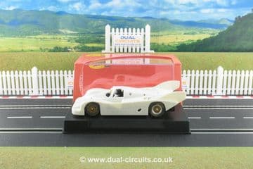 Slot It SICA09Z Porsche 956KH White Kit