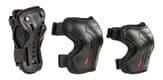 SFR ESSENTIALS TRIPLE PAD SET - Black/Red