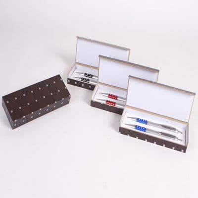 Pair of pens in a wooden presentation box