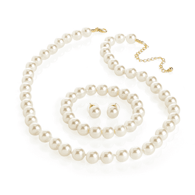 Three piece Jewellery Set, presented in Cream and Faux Pearl Glass Beads