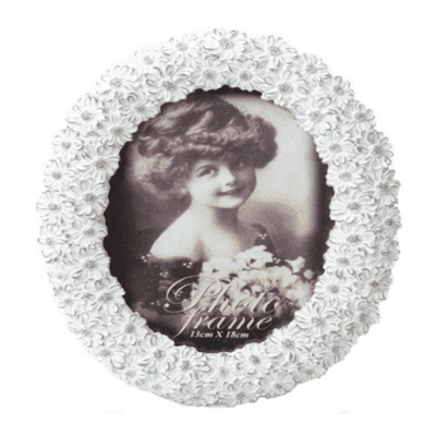 Vintage Inspired White Daisy Design Oval Floral Photo Frame