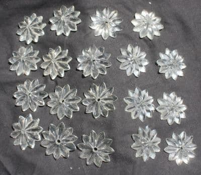 19  CHANDELIER CRYSTALS,  GLASS  STAR ROSETTES WITH CENTRE HOLE  Ref: AJL19
