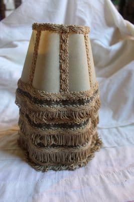 FOUR VINTAGE  CHANDELIER CLIP ON  GREEN  LIGHT SHADES Ref: AJN1b