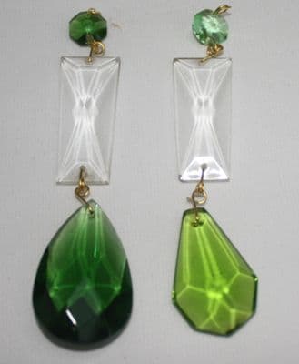 TWO SUNCATCHERS COMPRISED OF  VINTAGE CHANDELIER CRYSTALS  Ref: AJN14
