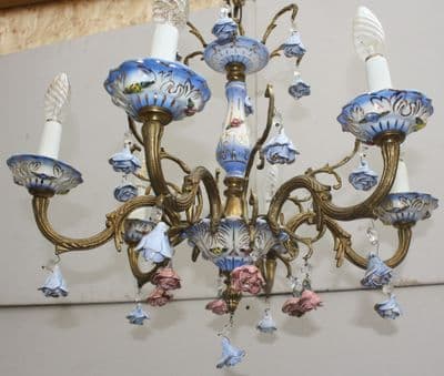 VINTAGE  FRENCH BLUE &  WHITE CERAMIC CHANDELIER WITH ROSE DROPS Ref: ANV9